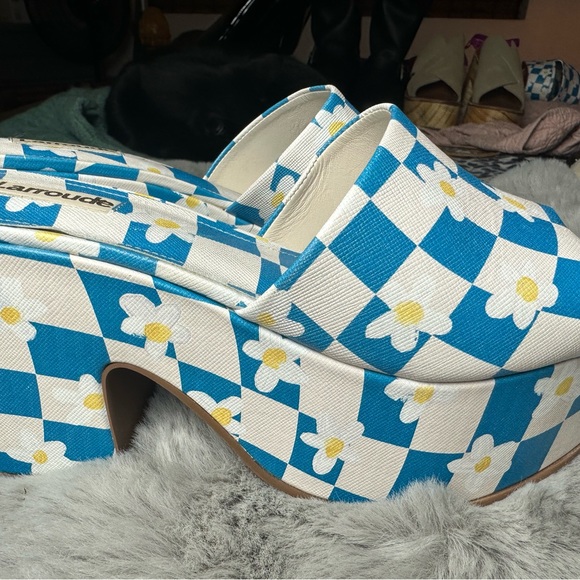 Larroude BlueWhite Checkered Daisy Miso SuperChunky Platforms NWOT Size 8.5 - Picture 7 of 16